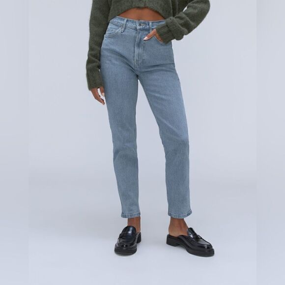 Everlane Women's Original Cheeky Jean in Stone-Washed Sky - Picture 1 of 8